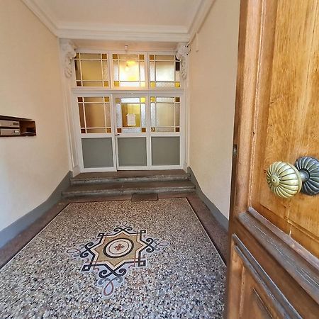 Appartement Intra Muros 8 Personnes Climatise Wifi Stationnement Facile อาวีญง ภายนอก รูปภาพ